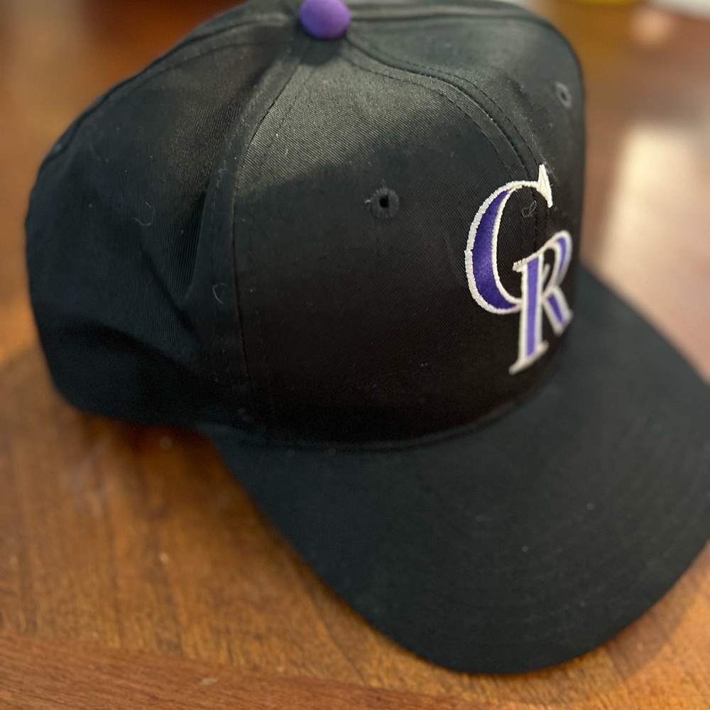 BNWT Colorado Rockies Satin Snapback Hat